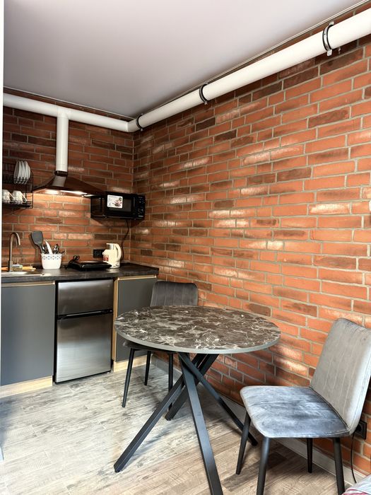 Подобова оренда 1к квартири бульвар Лесі Українки