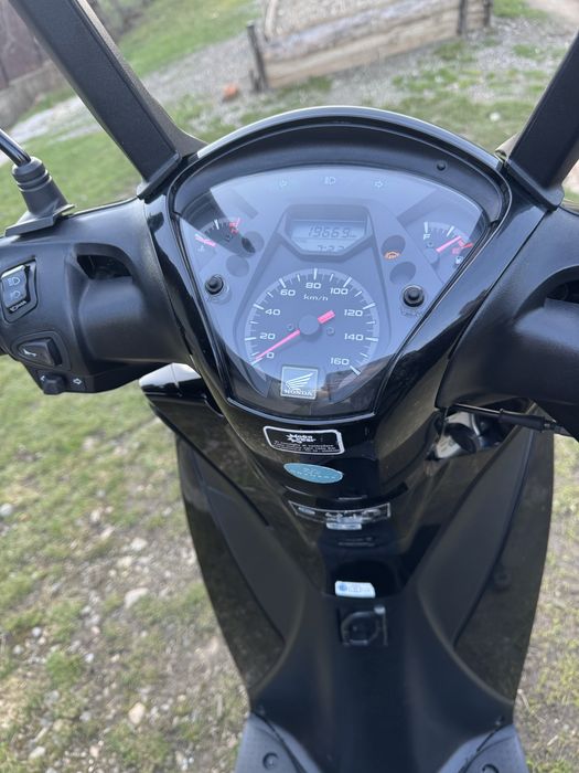 Продам Honda sh 150