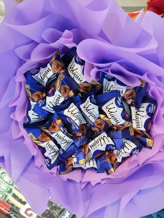 Солодкі букети з цукерок