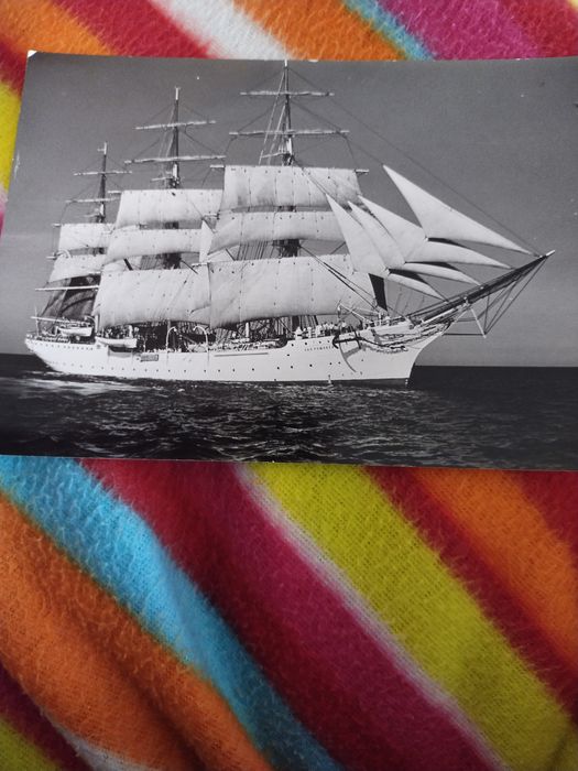 SPRZEDAM stare pocztówki ze statkami