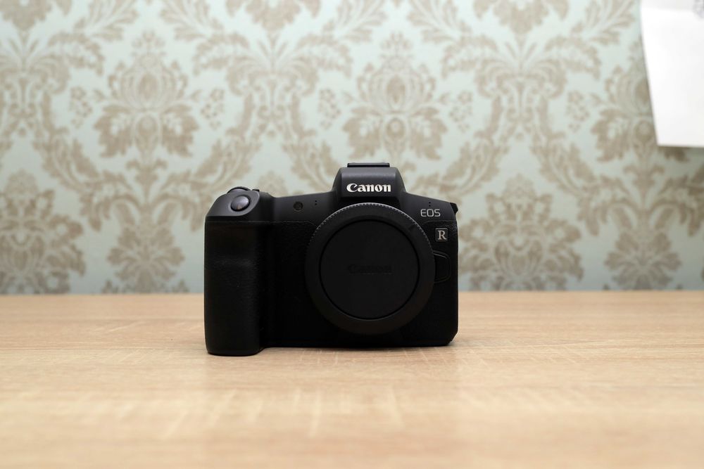 Canon EOS R body