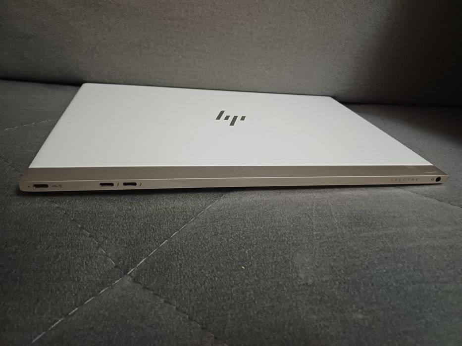 HP Spectre 13 - i7 8550U / 13,3" 4K / Intel UHD Graphics 620