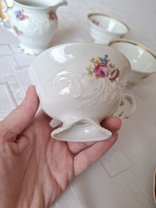 Porcelanowy serwis kawowy 14 szt