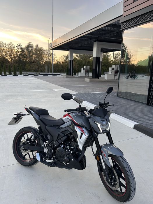 Продам мотоцикл lifan sr220