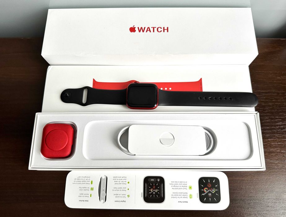 Годинник, аксесуар  Watch Series 6 GPS 44mm Модель А2292. Колір Red
