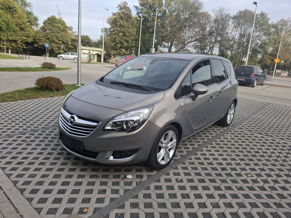 OPEL MERIVA B LIFT 2015 ROK 1.4 TURBO 140KM LEDY KAMERA NAWIGACJA PÓŁSKÓRA bogata wersja z Niemiec opłacona w super stanie