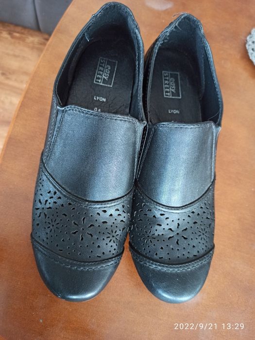 Buty półbuty 39 easy street