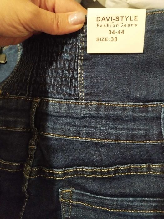 Calças ganga cintura subida novas