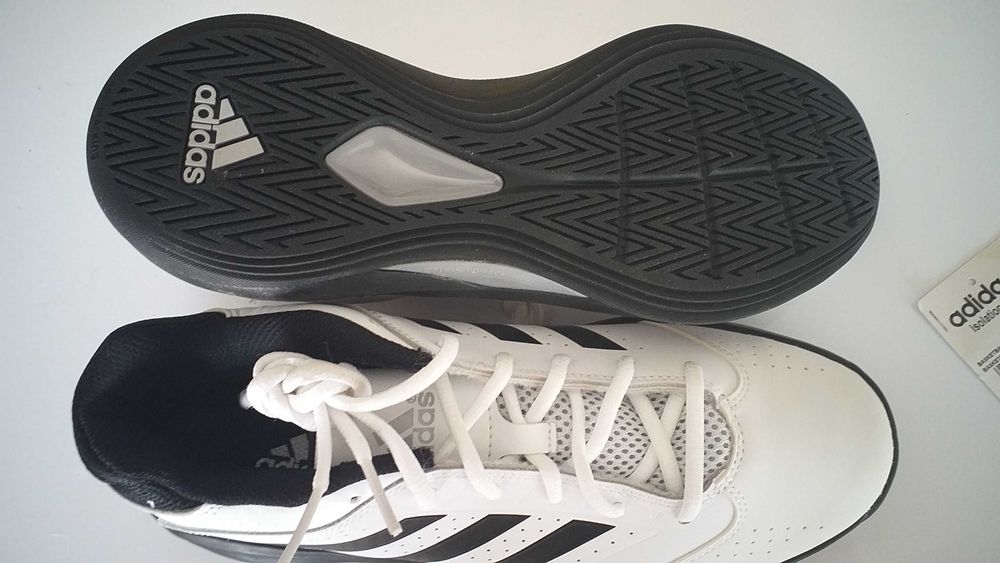 Meia Bota Basketball Adidas Isolation 2 T41 (NOVAS)