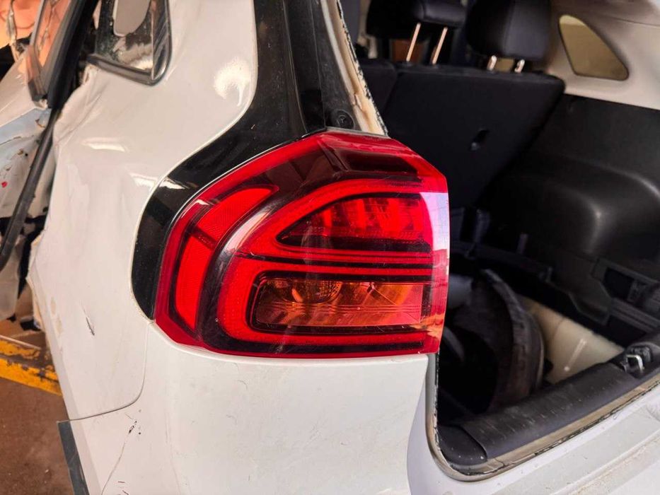 Крило Kia Niro 2021 комплект/РОЗБОРКА