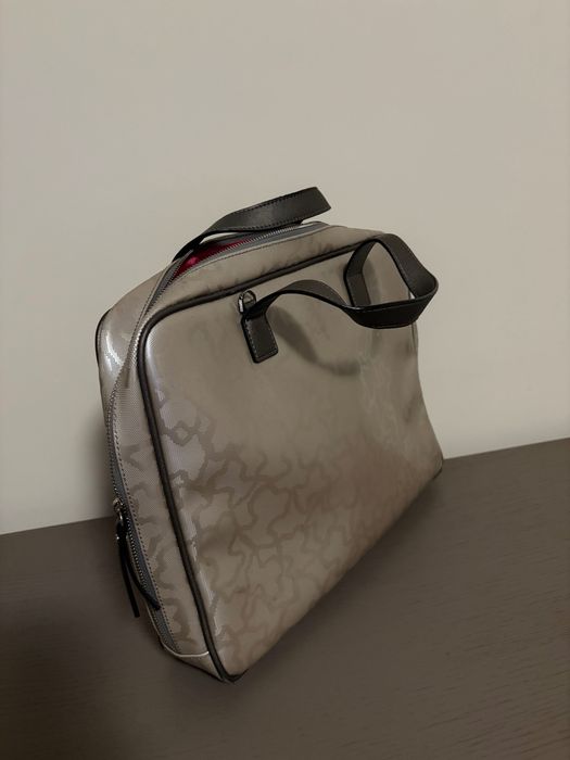 Pasta cinzenta da TOUS