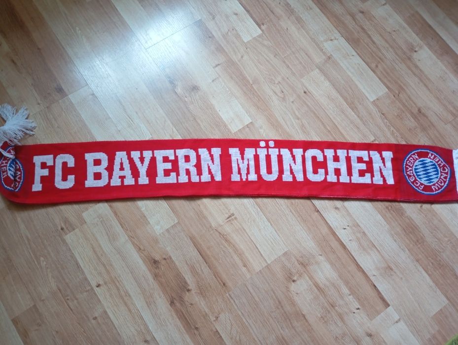 Szalik Bayern Monachium