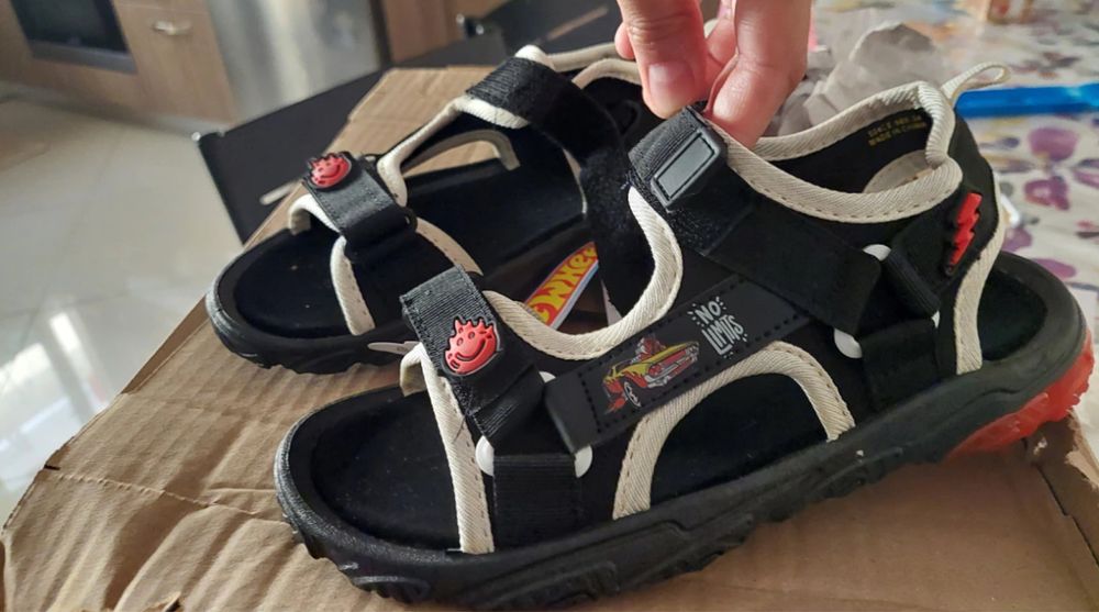 Сандалії босоножки Hot Wheels хот вілс світяться