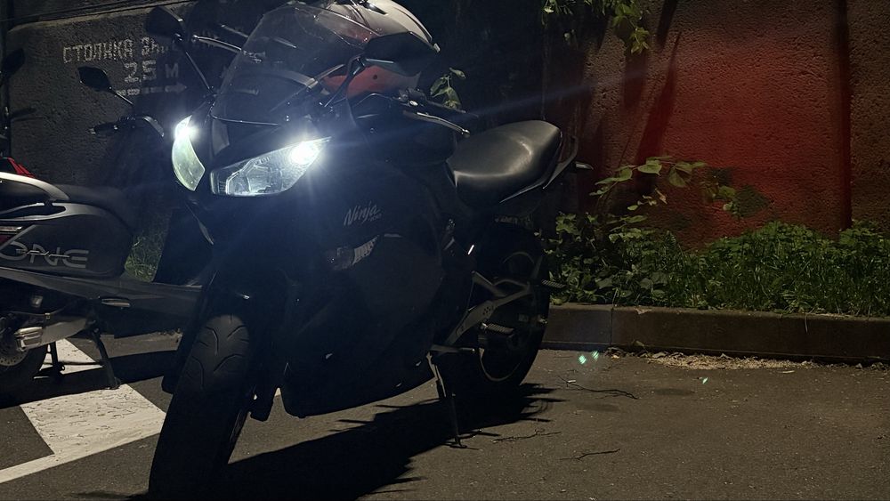Kawasaki ninja 400r