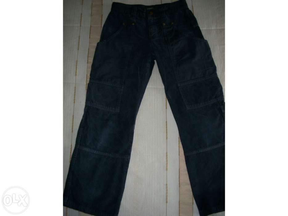 Calças BENETTON, rapaz 8 anos, como Novas.