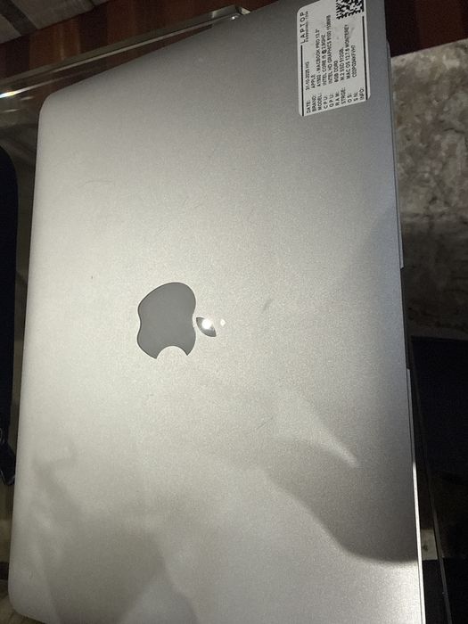 Mac book pro em perfeito estado para venda.