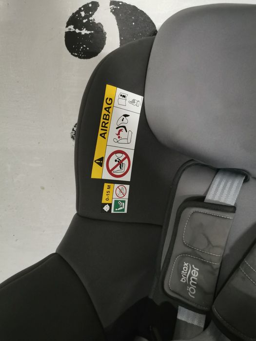Fotelik samochodowy obrotowy britax romer dualfix M