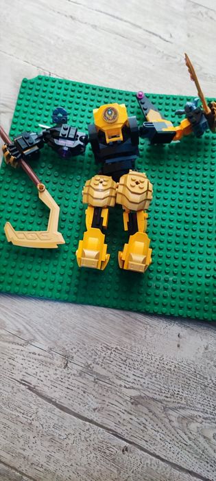 Figurki LEGO ninjago i city