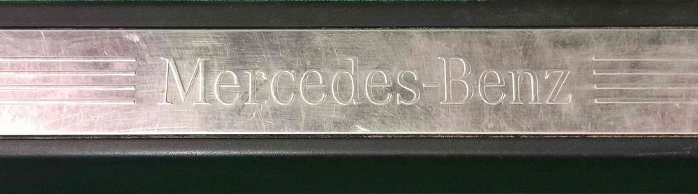 Rodapé / Soleira Porta Esquerdo MERCEDES-BENZ E-CLASS Cabriolet A2076800135 (OEM)