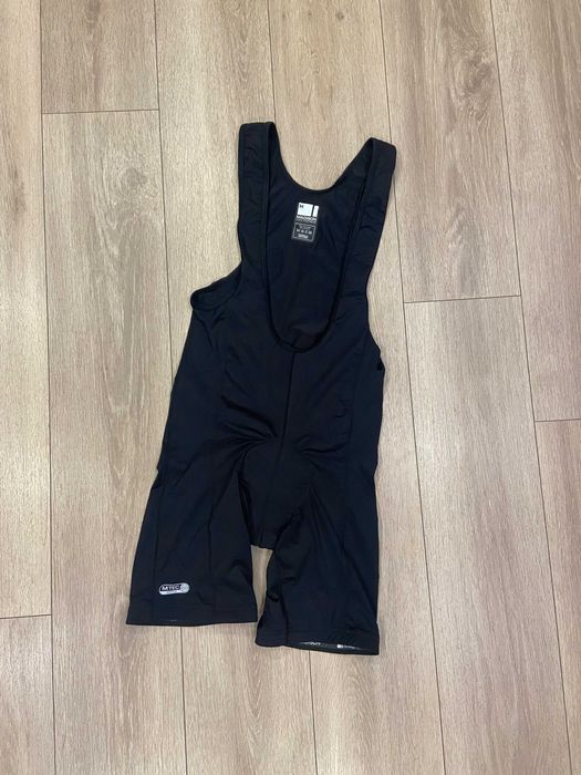 | М | Велошорты / Велотрусы / Биб шорты Madison Bib Shorts