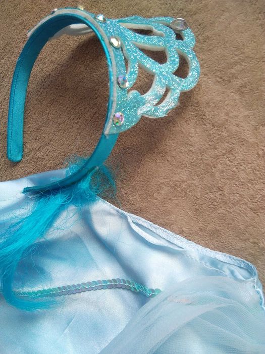 Strój błękitnej księżniczki rozmiar 104