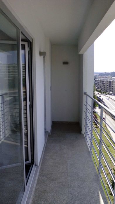 T2  Excelente Braga com Garagem Privativa