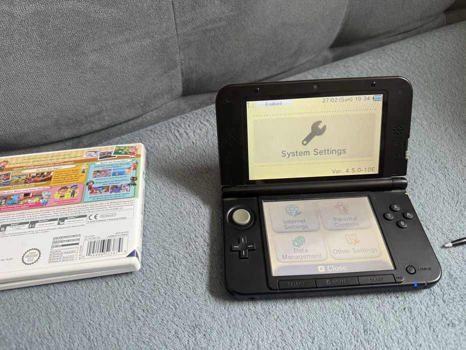 Konsola nintendo 3ds XL, + animal crosing new leaf