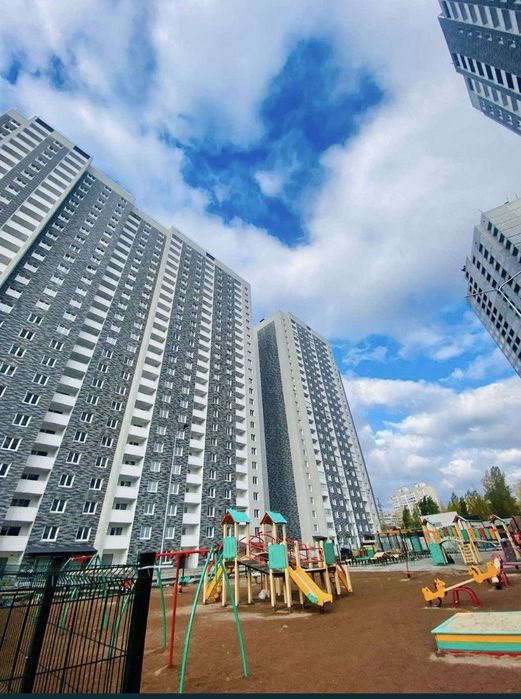 Зданий З РЕМОНТОМ 1к-45м2+ гардеробна Коноплянська Навігатор-2