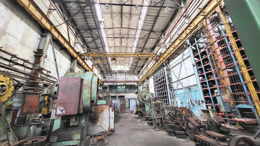 Продаж виробничого комплекса вул. Південна.