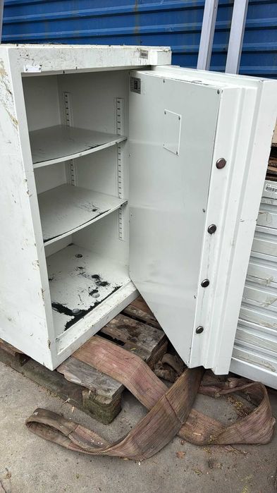 Sejf JAKUSZ Klasa VI