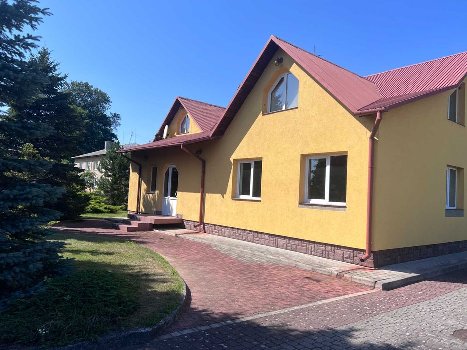 Продаж будинку,с.Твіржа, одразу біля траси Львів-Шегині