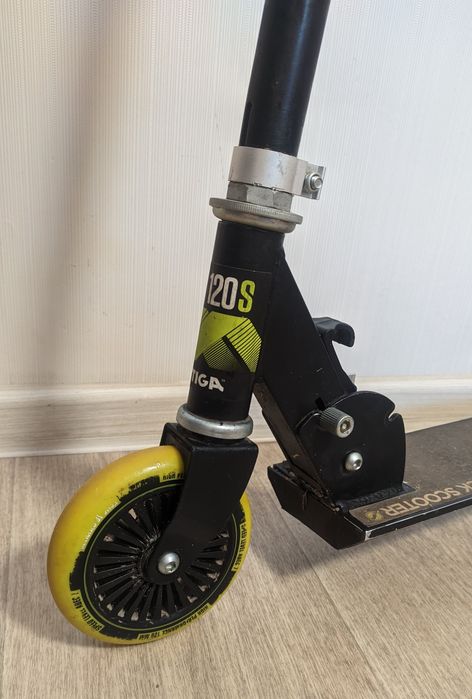 Продам самокат Stiga, модель Challenger 120-S в гарному стані