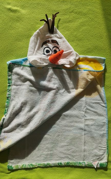 Poncho/ Toalha com capuz, praia ou piscina, Olaf (Frozen)