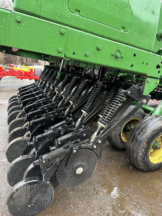 Сеялка John Deere 455 Джон дир