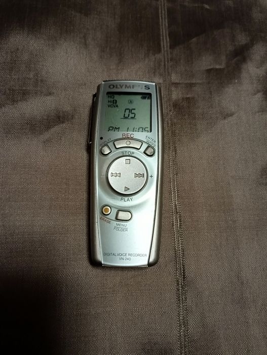 Диктофон Olympus VN-240