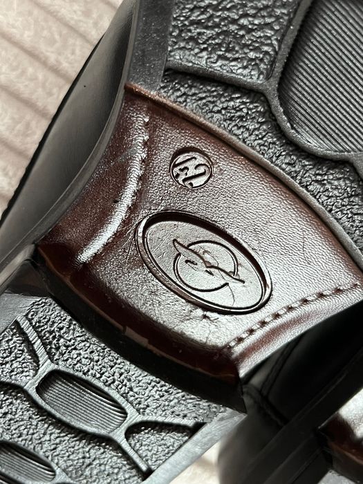 Venturini męskie skórzane półbuty trzewiki 42