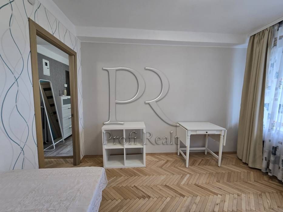 Продаж 2 кімн. квартири біля ВДНГ, Проспект Голосіївський 89