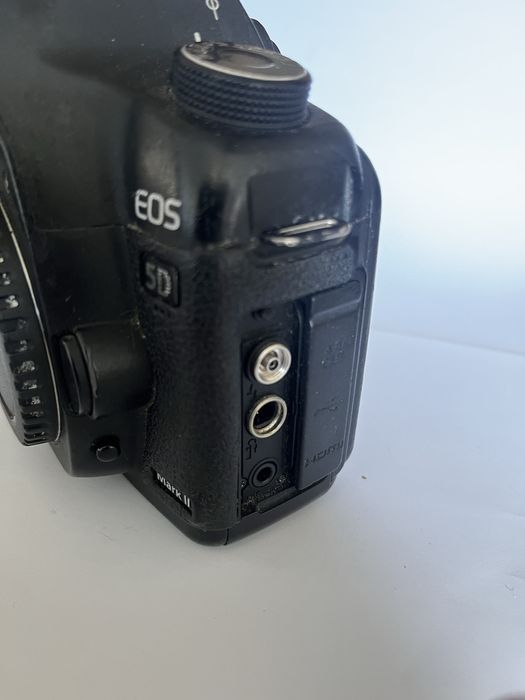 Canon eos 5 mark II