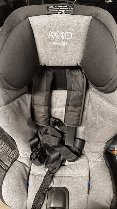 Axkid minikid 2.0 fotelik samochodowy dla dziecka 9-25 kg do 125 cm