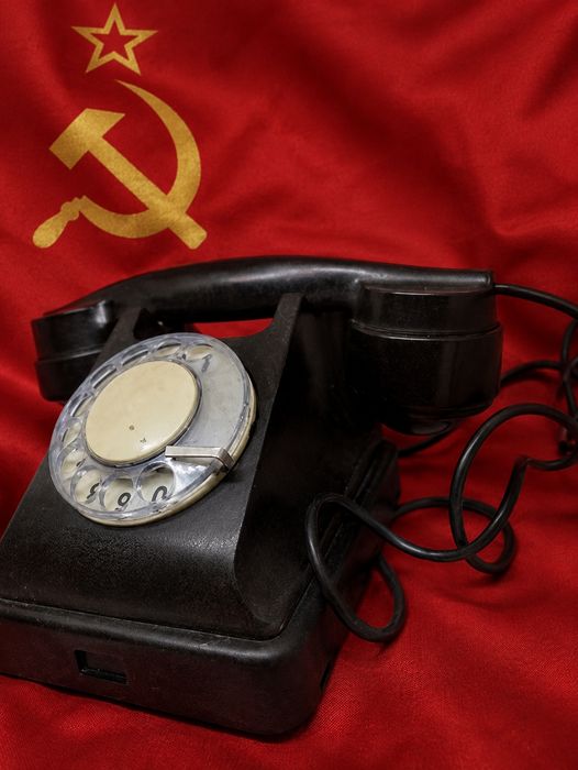 Продам ретро дисковий телефон 40-60 роки.