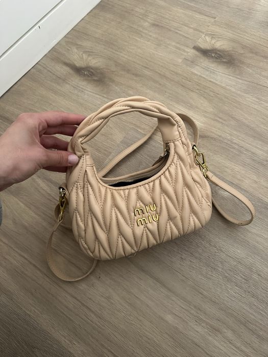 Mala bege Miu Miu