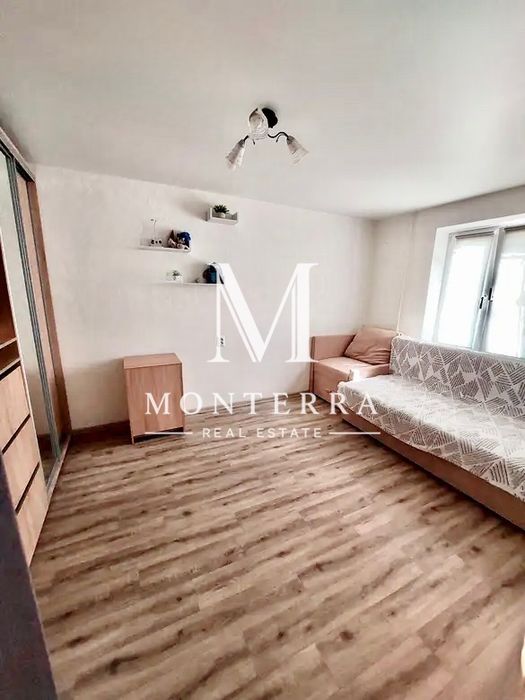 Продаж 1 кім квартири з газом та ремонтом Лівий Берег, Дарницький район  метро Вирлиця, Бориспільська