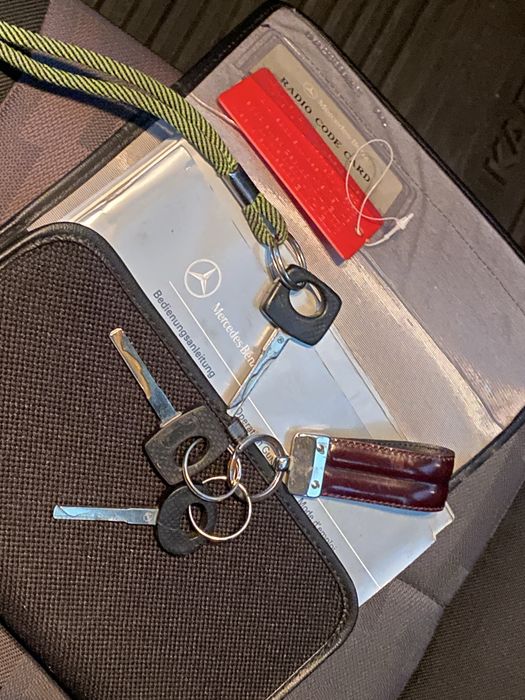 MERCEDES BENZ - C220 Diesel W202