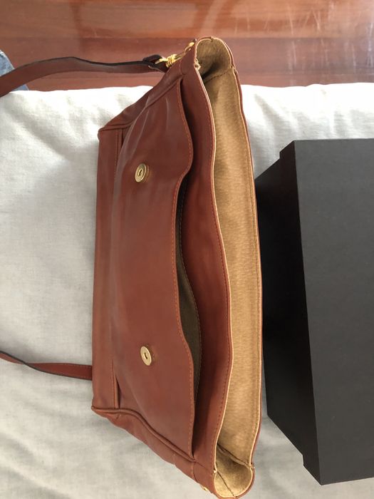 Mala de senhora em pele