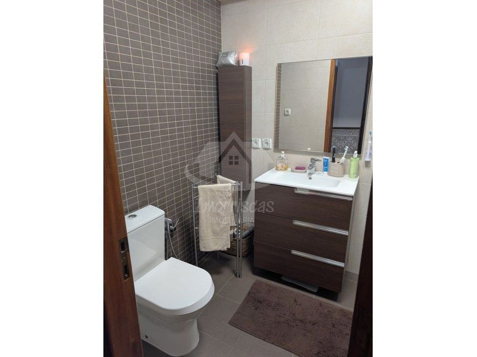Apartamento T2 luminoso com varanda em Odivelas