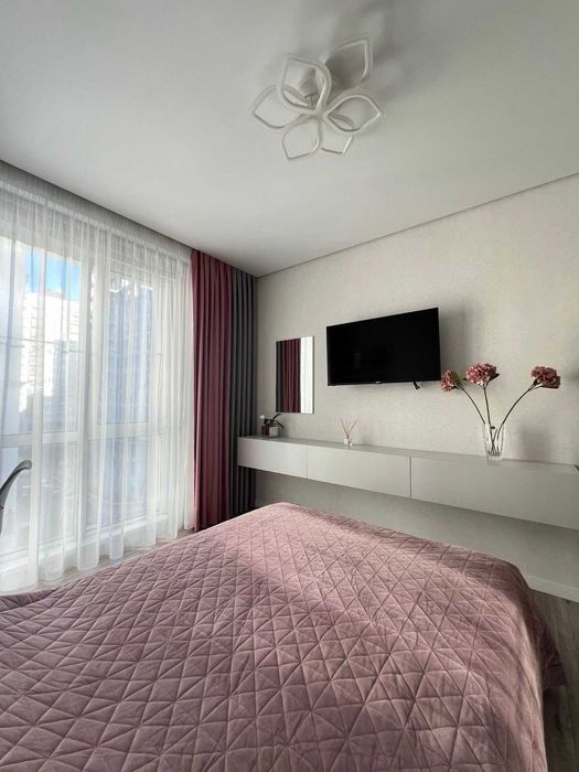 Максимовича Трутенка 28Д  Нова Англія  Честер ремонт дві спальні