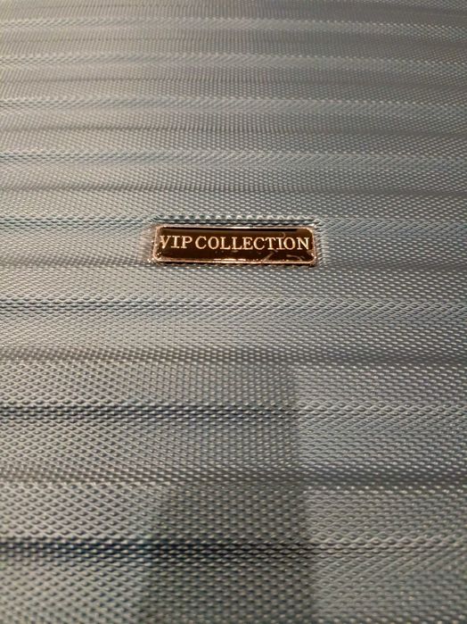 Walizka podróżna Vip Collection model Ateny Dark Blue 20