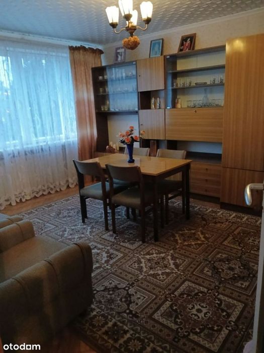Dom 180m2 + budynek gospodarczy, działka 1040m2, ul. Obrónców Zambrowa