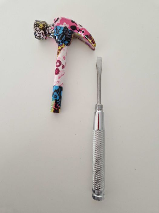 Martelo 5 em 1. Martelo Metal com Chaves de Fenda e Estrela