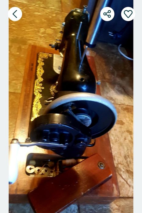 Продам немецкую швейную машину. 
В отличном рабочем состоянии.